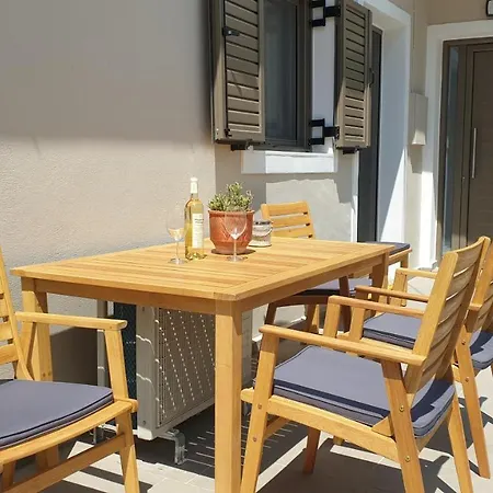 Casa Sofia, By Hellocrete *