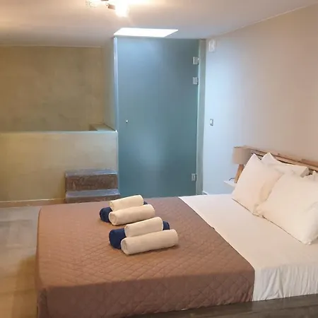 Casa Sofia, By Hellocrete Villa *