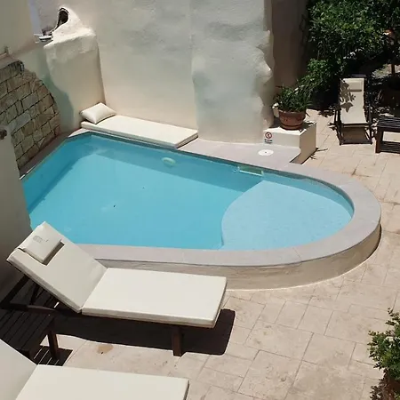 Casa Sofia, By Hellocrete Villa
