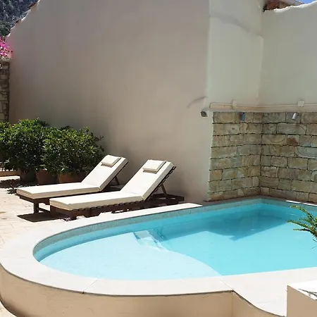 Casa Sofia, By Hellocrete Villa